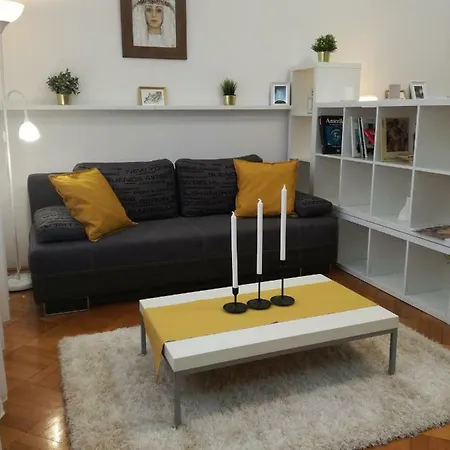 Apartment Astoria Flats 2 *