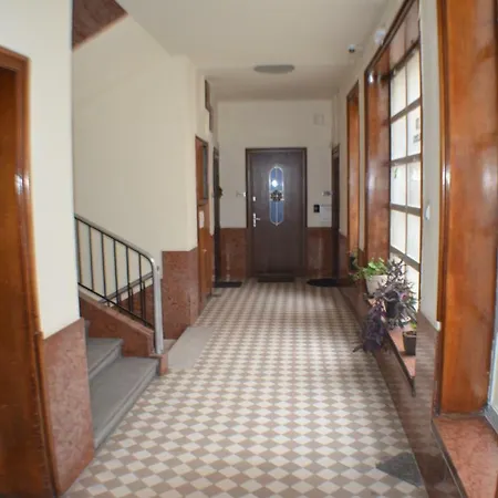 Astoria Flats 2 * Budapest