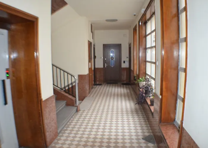 Astoria Flats 2 * Budapest